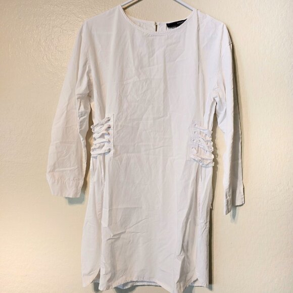 H.CONNECT White waist string Dress medium - Picture 2 of 3